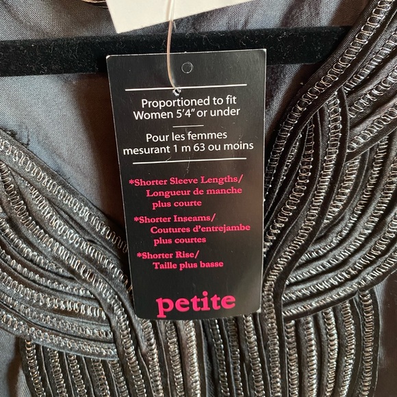 Grey Tank Top with decorative collar - Picture 3 of 5